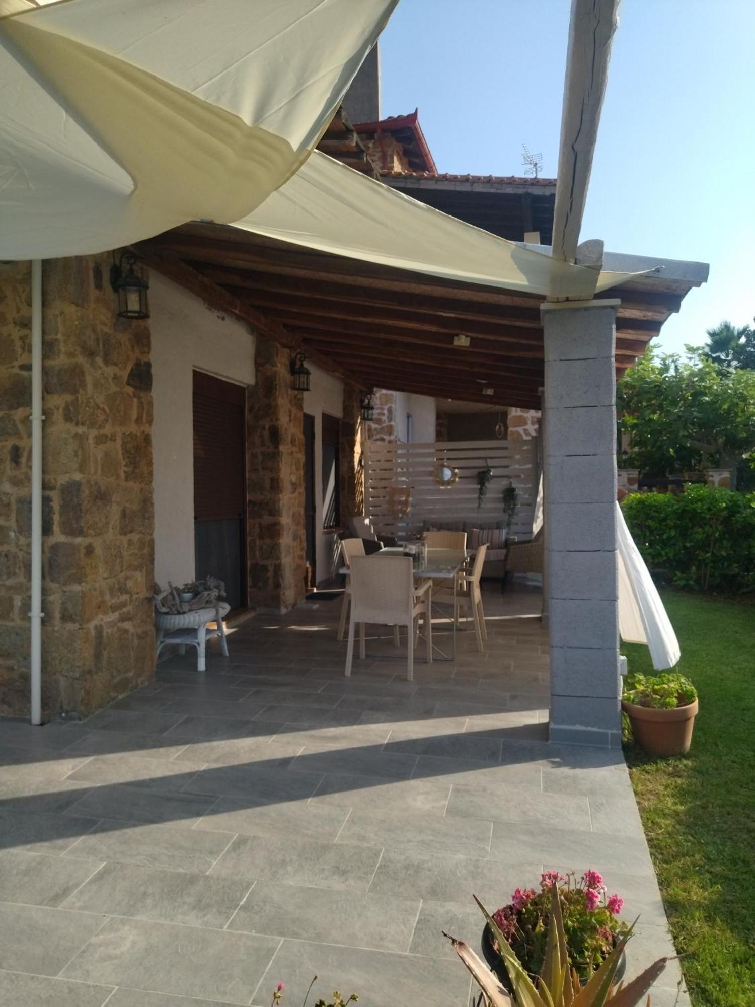 Stonehouse & Casa Al Sole E Al Mare Néa Ródha